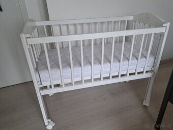 DĚTSKÁ POSTÝLKA