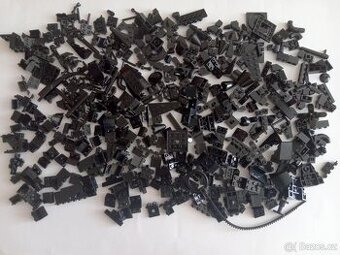 W3 Lego® Originál diely, čierne 530ks (veľmi dobrý stav)