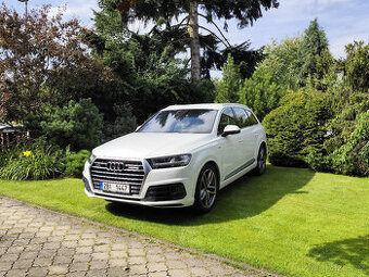 Audi Q7, AUDI Q7 S-line