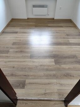 Prodám plovoucí podlahu 70 m2