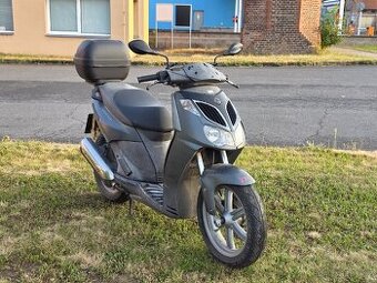 Skútr Aprilia Sportcity 125ccm