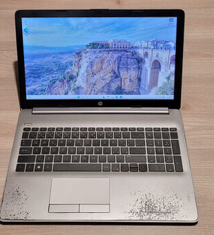 HP, i5-8265U 4/8x 3,90GHz, 16GB DDR4, 256GB SSD, bat. 2h.