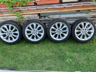 Prodám sadu ALU zimních kol 215/45 R18 Crater