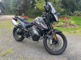 KTM 890 ADVENTURE