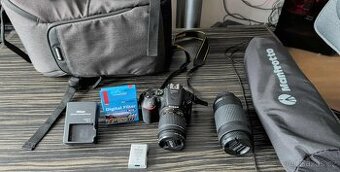 Nikon D5600 + příslušenství