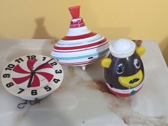 Retro hračky, hodiny