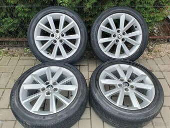 Alu kola Skoda 5x100 r16 7j et46 letní pneu 215/45/16
