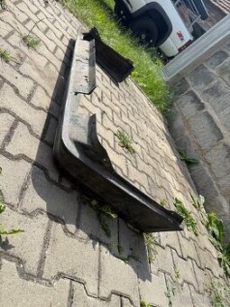 Bmw e30 zadní podnaraznik