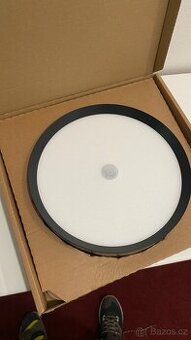 Loxone Stropní LED světlo RGBW Air,