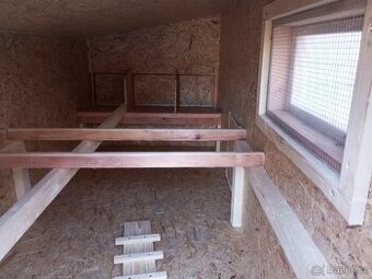 Zateplený kurník pro 20 slepic