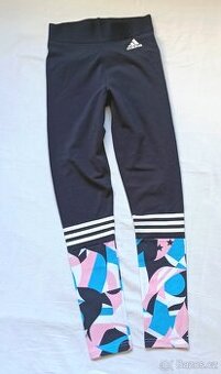 NOVÉ DÍVČÍ LEGÍNY-ADIDAS-XS, 30-32