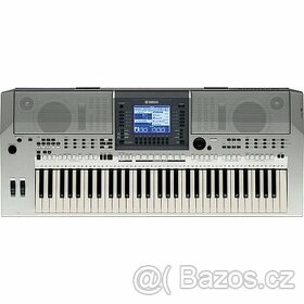 Yamaha psr s700