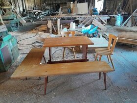 Jídelní kout na chalupu