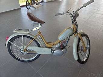 Stadion S11 kávový