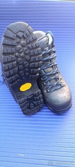 Boty turistické