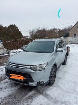 Mitsubishi Outlander 3