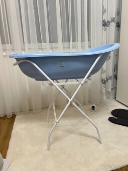 Koupací vanička se stojanem
