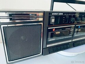 Radiomagnetofon Worlds Wave SZ-2110S, rok 89