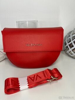 Krásná Valentino crossbody