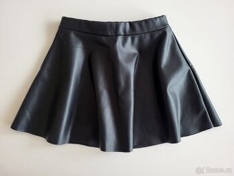 Koženková sukně vel. 122, zn. HaM