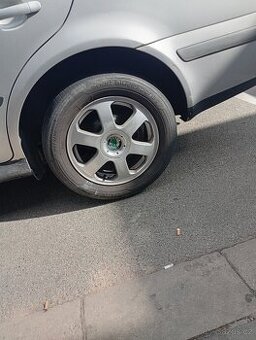 Prodám Al disky Octavia 1