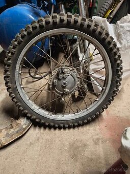 Přední kolo čz 997,998