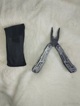 multifunkční kleště