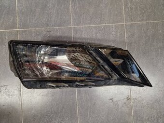 Pravé přední světlo Škoda Octavia III  5E1 941 016 C
