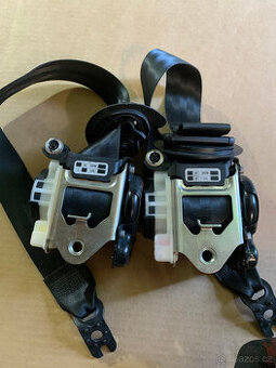 bezpečnostní predni pasy vw golf 7 vii pravy levy