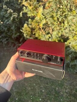 Zvuková karta Focursite Scarlett 2i2 4th gen.