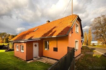 Rodinný dům ve Svatkovicích u Bernartic