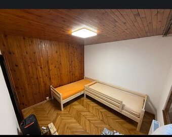 Postel patrová i samostatně z masivu