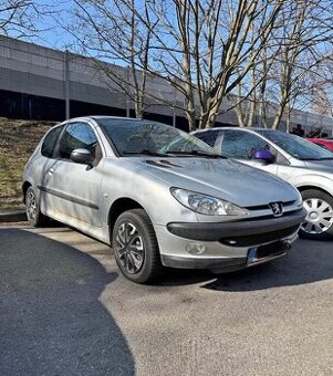 Peugeot 206 1.4 HDI. rok 2005. Klima. Centrál. el.okna