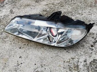 leve predni svetlo peugeot 406 coupe