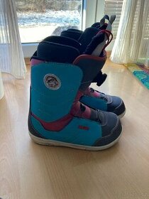 Snowboardové boty Deeluxe vel. 7,5