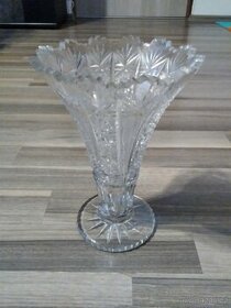 Broušená váza - 1