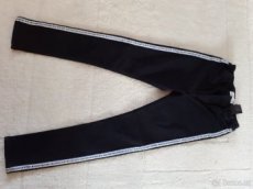 Černé džíny HM ,vel.134 - 1
