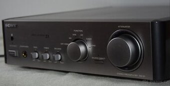 Preamplifier Sony TAE-S1 z řady SCALA pro aktivní repro