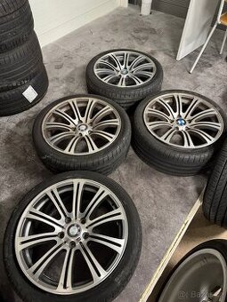 ALU kola s pneu NOKIAN 235/40 ZR18 – dobrý stav