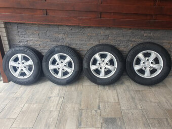 KIA SORENTO ORIGINÁLNÍ ALU KOLA 245/65/17 111H