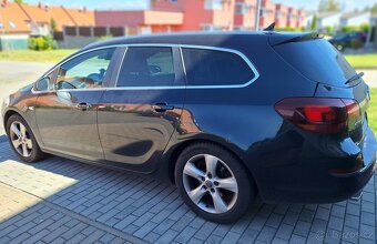 Opel Astra J 1.6T 132 kW / 2012 / automat / velký servis