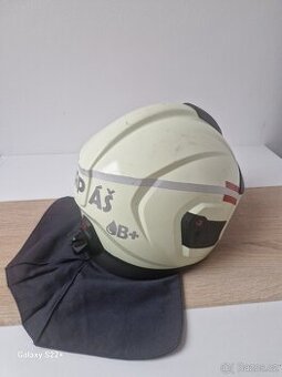 Hasičská prilba rosenbauer heros titan