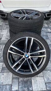 BMW 19'' M kolo z lehké slitiny Double-spoke 442 M Bicolor