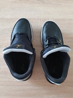 boty Nike Air Jordan Max Aura 5 - 1