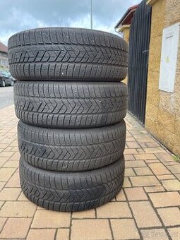 4xZimní pneu Pirelli Skorpion 235/55 R20 105H M+S