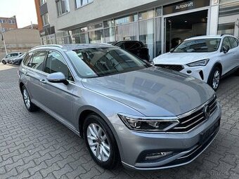 VW Passat B8 2.0TDI 110kW DSG Virtual Cockpit ACC tažné LED