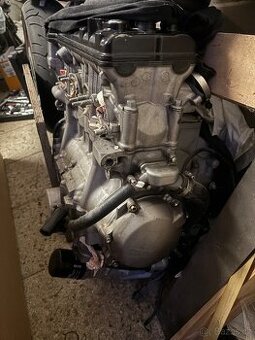 Motor na Kawasaki Zx10R Ninja 11-15