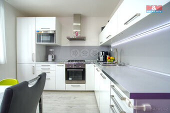 Prodej bytu 3+1, 77 m², Ostrava, ul. Evžena Rošického