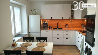 Pronájem zařízeného rek. bytu 2+KK (Hranice, 50 m2)