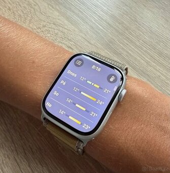 Apple Watch 8 45mm GPS Silver top stav.